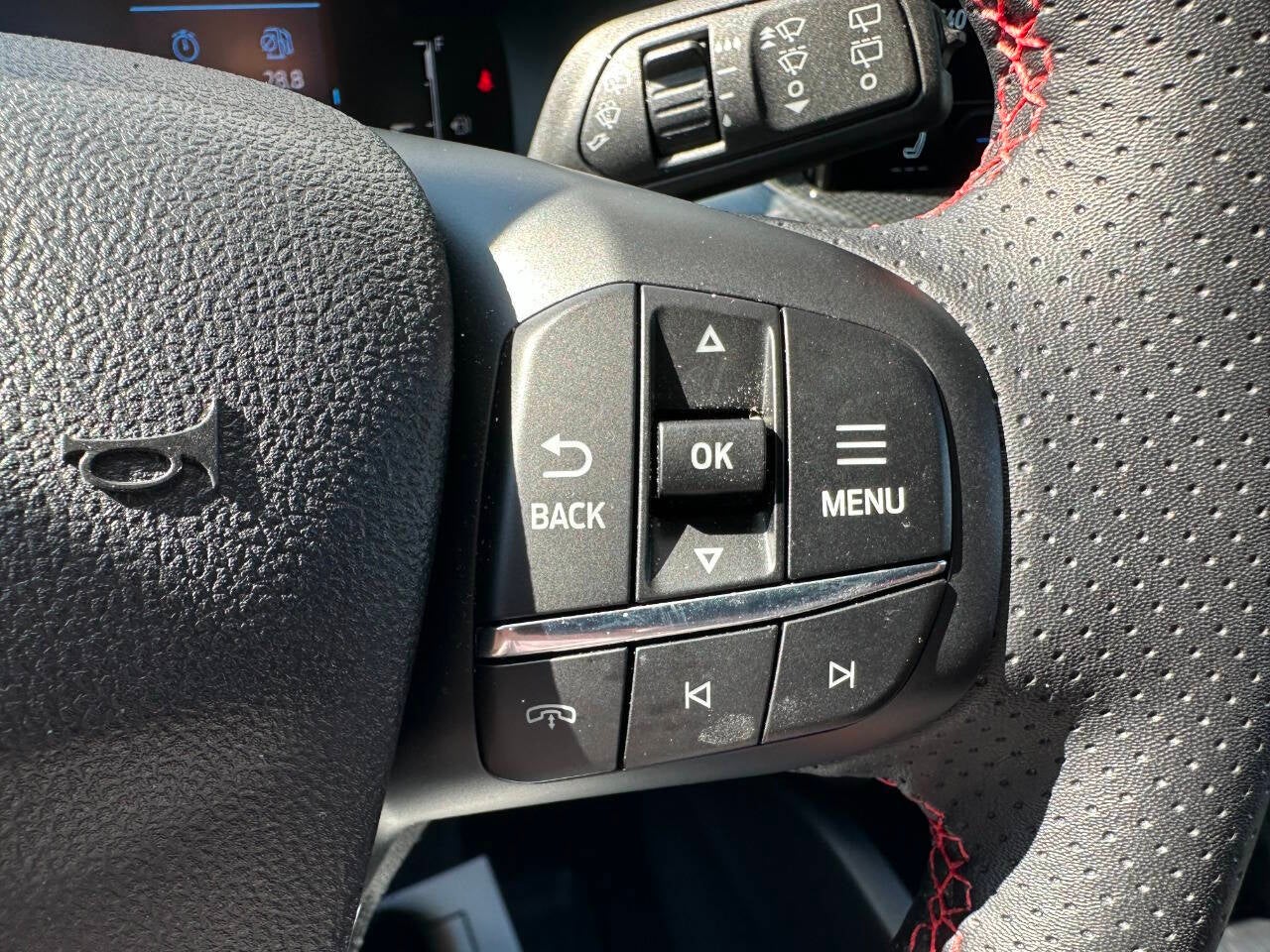 2025 Ford Escape ST Line AWD 4dr SUV