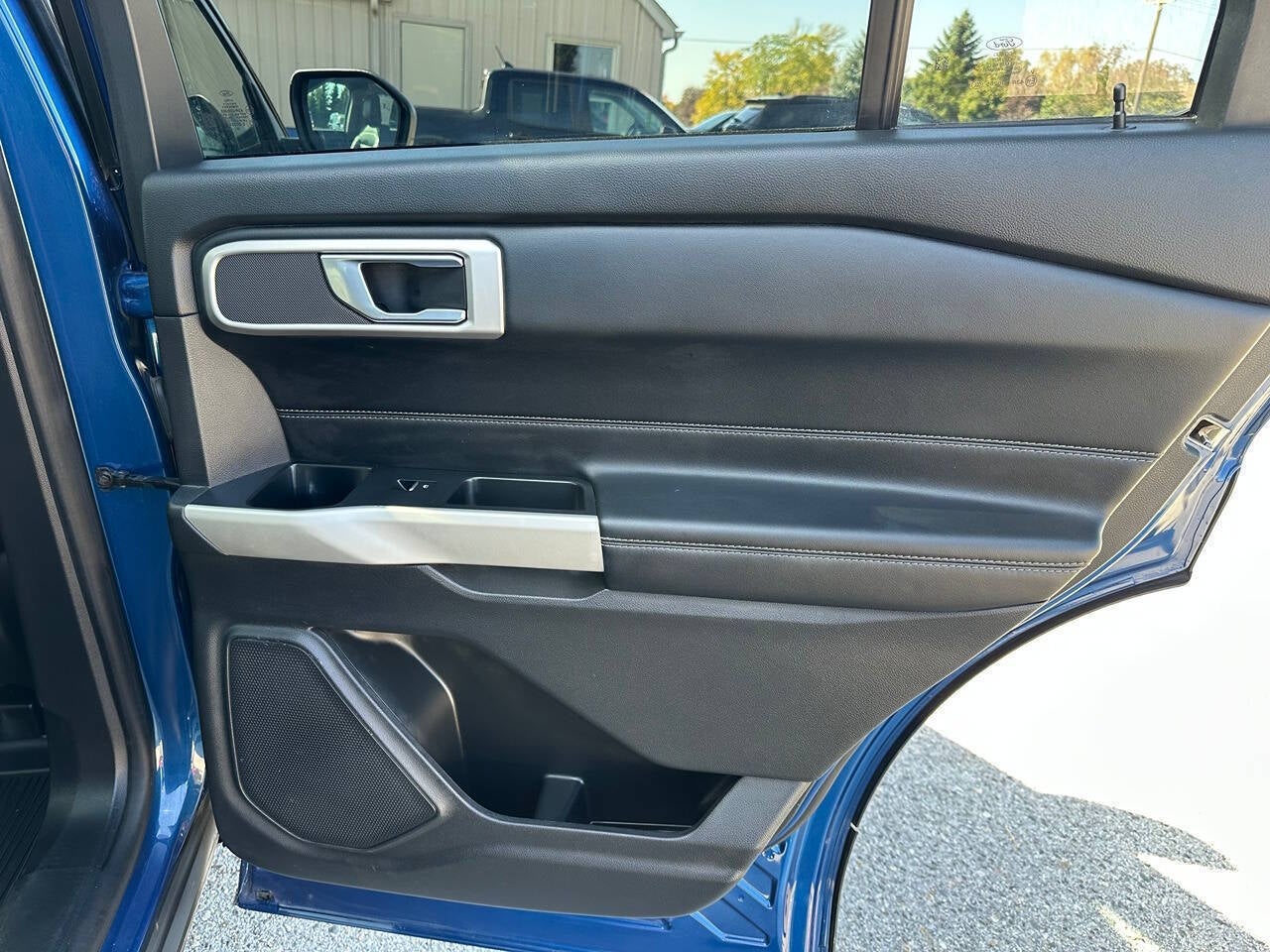 2020 Ford Explorer XLT AWD 4dr SUV