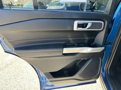 2020 Ford Explorer XLT AWD 4dr SUV