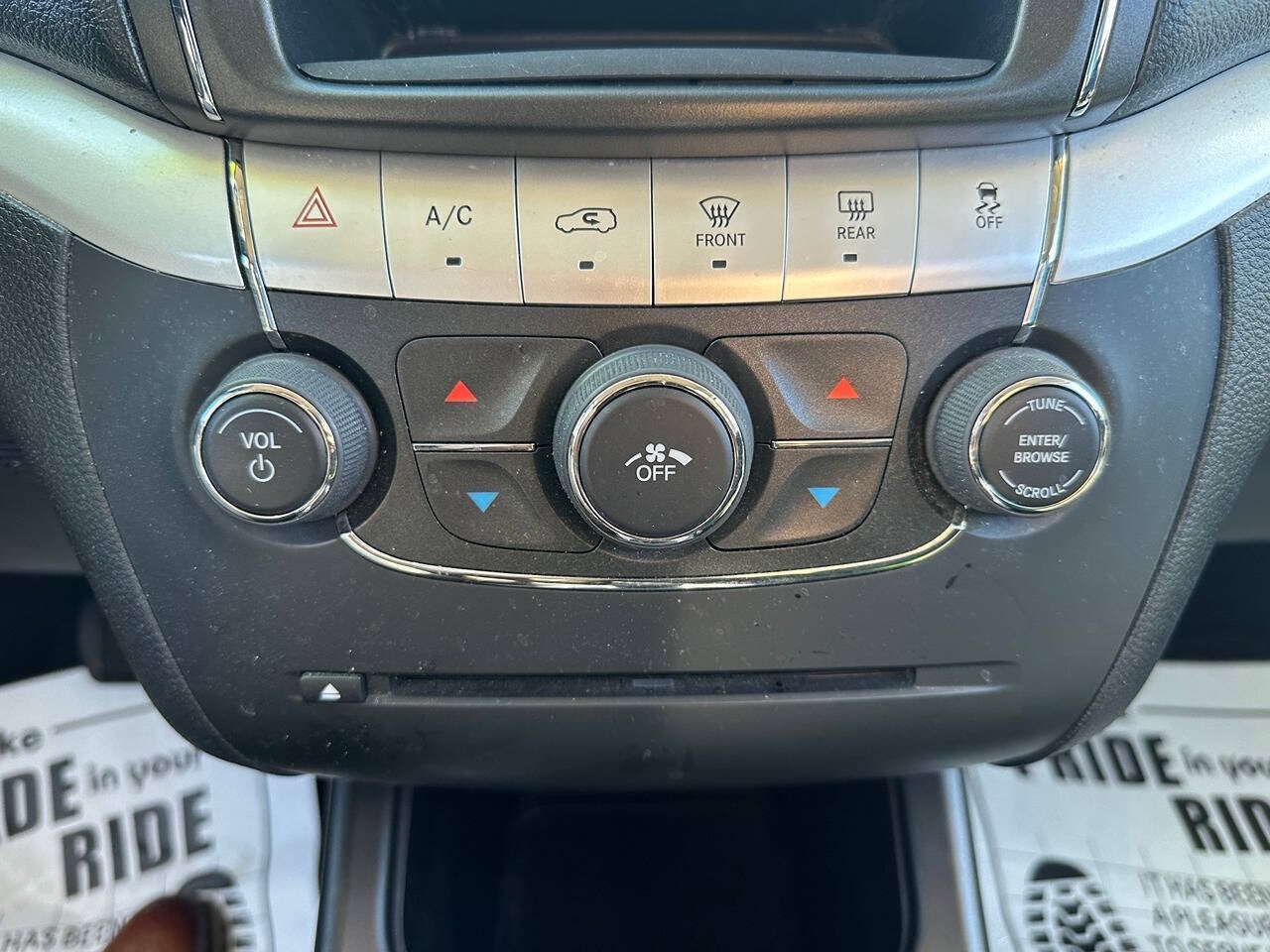 2019 Dodge Journey SE AWD 4dr SUV