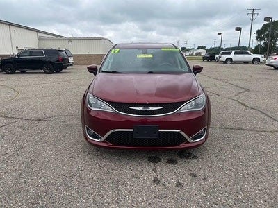 2017 Chrysler Pacifica Touring Plus