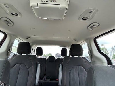 2017 Chrysler Pacifica Touring Plus