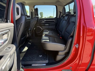 2022 RAM 1500 Laramie Crew Cab 4x4 5'7' Box