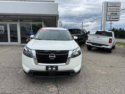 2024 Nissan Pathfinder SV FWD