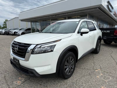 2024 Nissan Pathfinder SV FWD