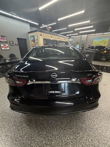 2023 Nissan Maxima SV