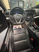 2023 Nissan Maxima SV