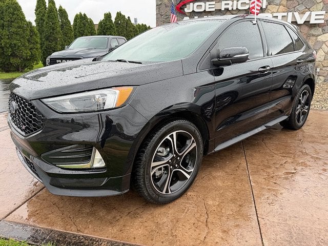 2022 Ford Edge ST