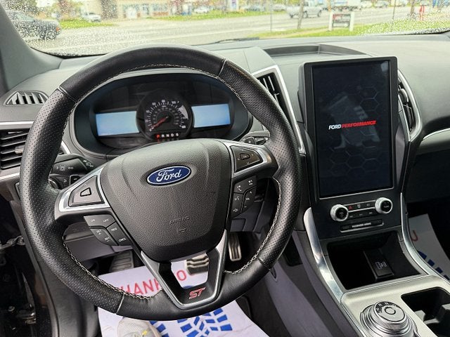 2022 Ford Edge ST