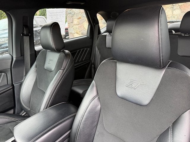 2022 Ford Edge ST