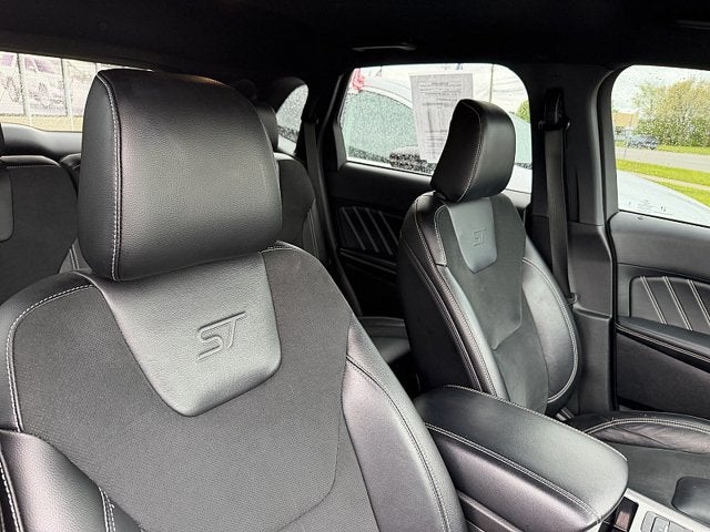 2022 Ford Edge ST