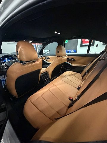 2025 BMW 3 Series 330i