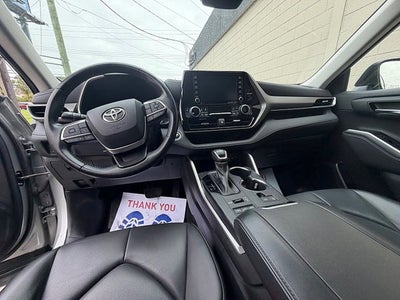 2022 Toyota Highlander XLE